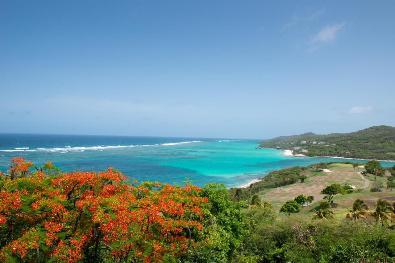 Canouan Estate Resort & Villas Charlestown Exterior photo